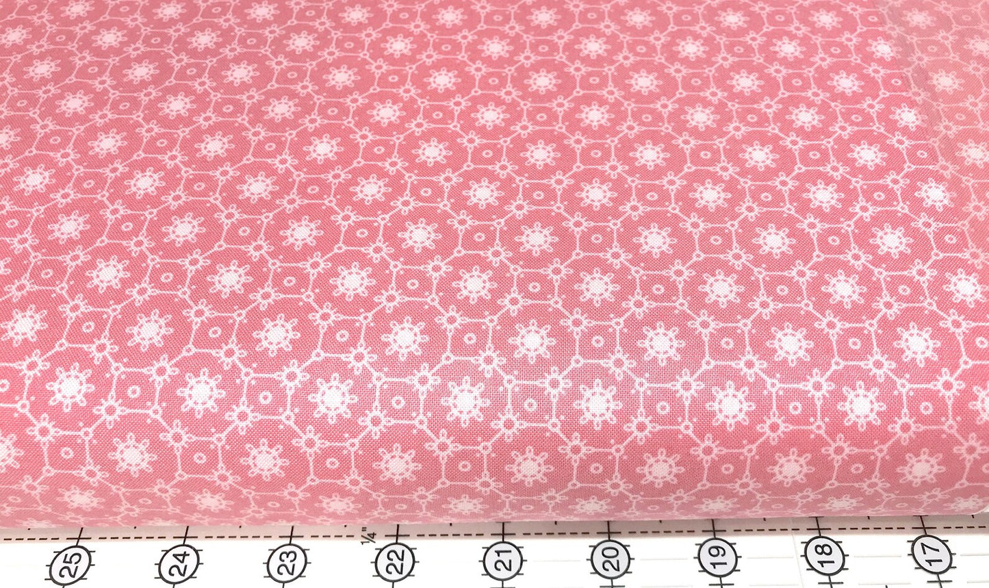 Edyta Sitar BRAVEHEART Fabric Laundry Basket Carnation; Pink Quilt 9181-RE ; 100% Cotton
